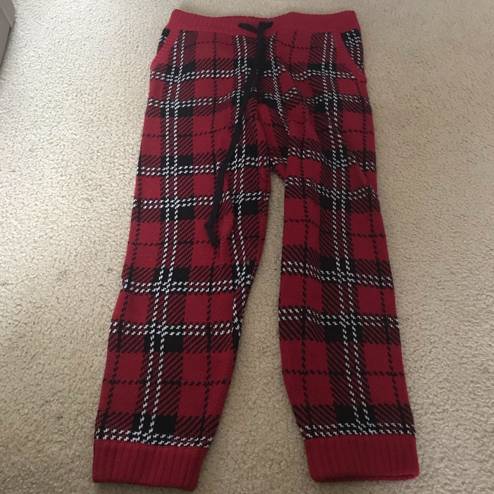 FOREVER 21 RED PLAID PANTS